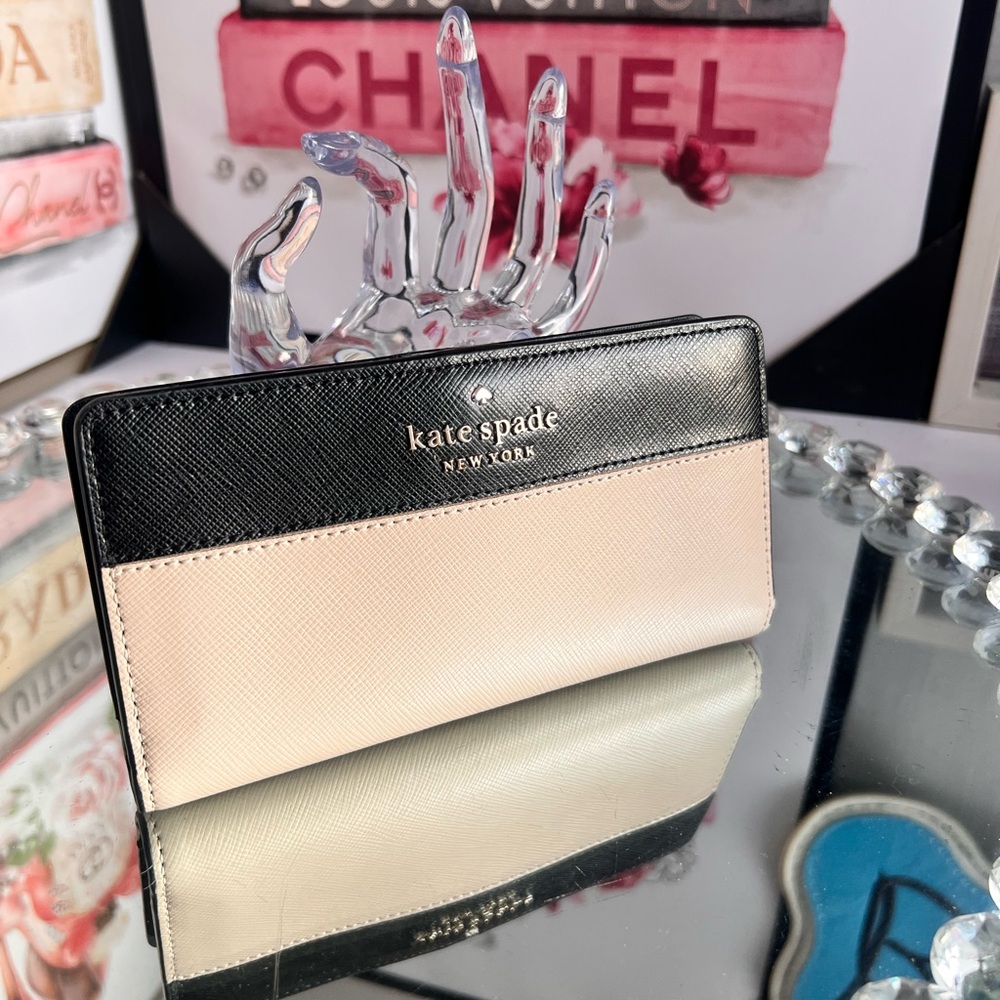 Kate Spade Staci Color block Saffiano leather slim bifold wallet